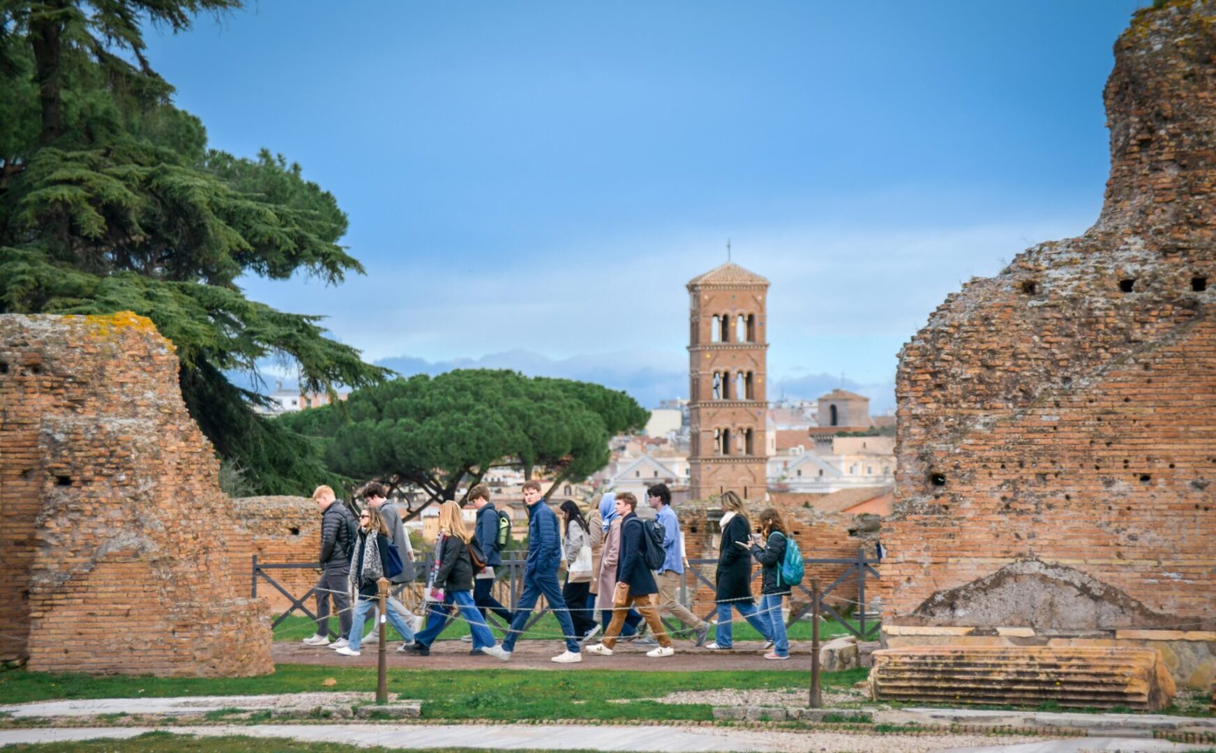 10 Tips You Need to Know Before Studying Abroad in Italy